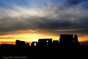 Stonehenge before sunrise